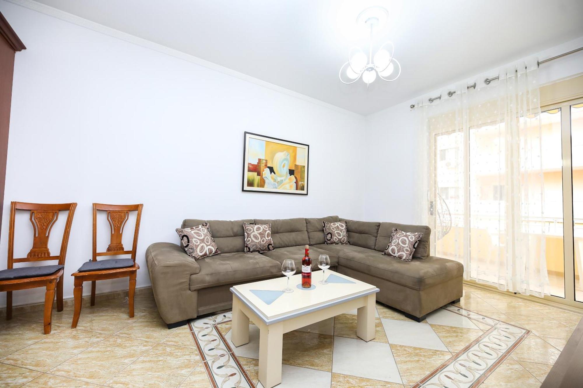 Noa Apartments Вльора Екстер'єр фото