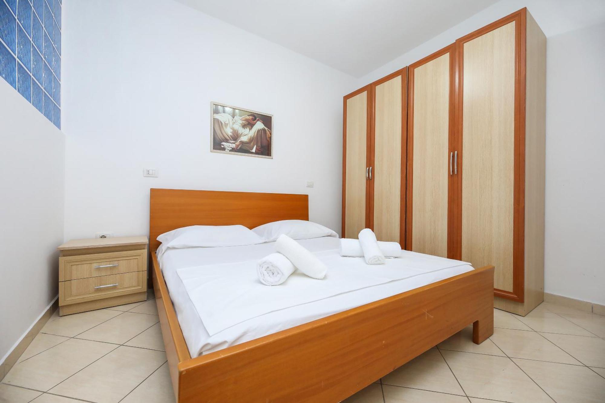 Noa Apartments Вльора Екстер'єр фото