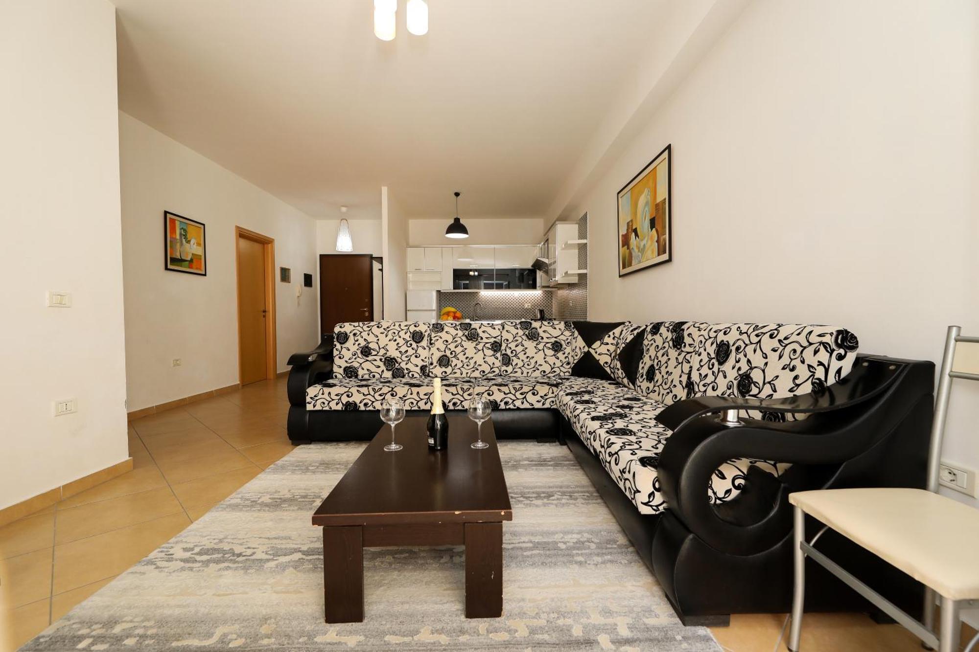 Noa Apartments Вльора Екстер'єр фото